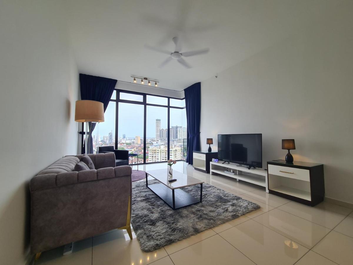 Beacon Executive Premium Suite George Town Exterior foto