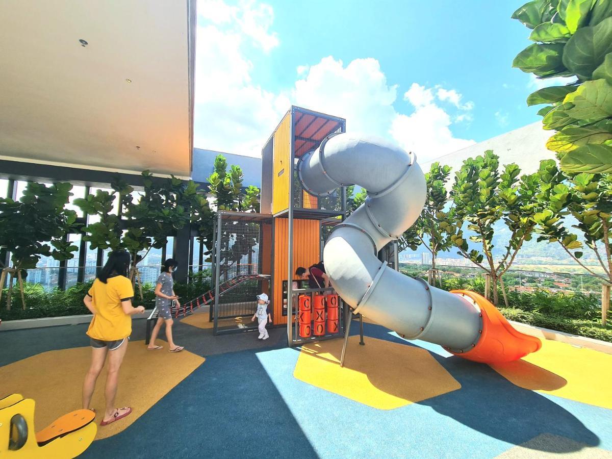 Beacon Executive Premium Suite George Town Exterior foto