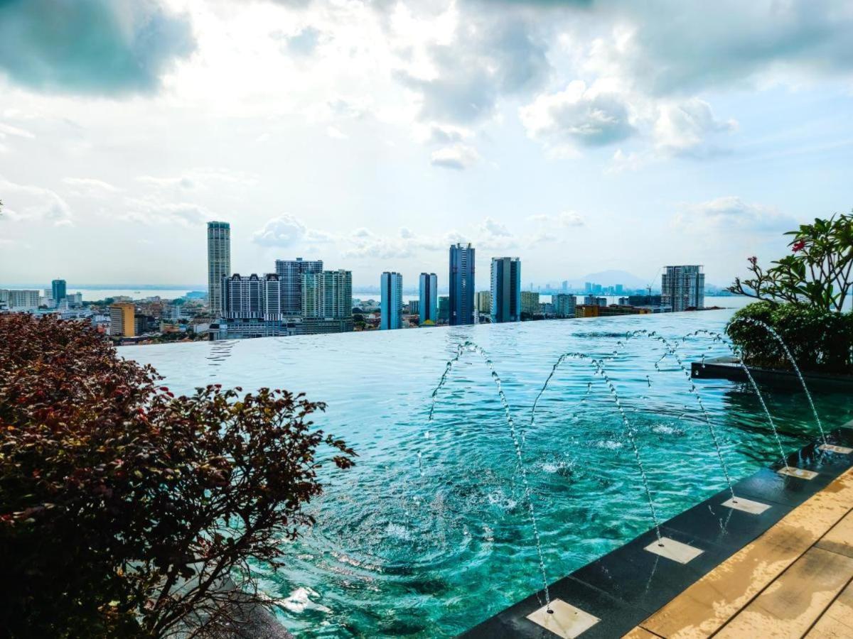 Beacon Executive Premium Suite George Town Exterior foto